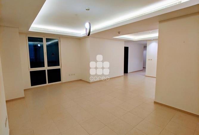 926206 - Property Image 3