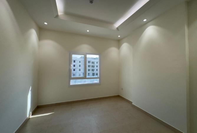 952299 - Property Image 3