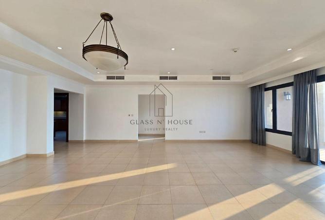 984169 - Property Image 3