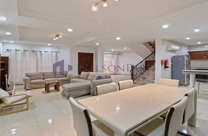 مجمع سكني - 3 غرف نوم - 4 حمامات للايجار في فلل عين خالد - عين خالد - الدوحة