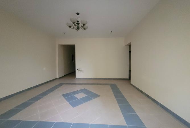 949645 - Property Image 3
