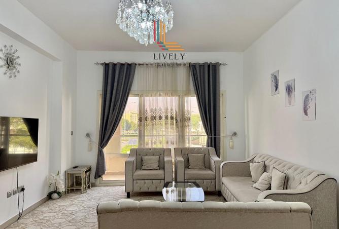 999759 - Property Image 2