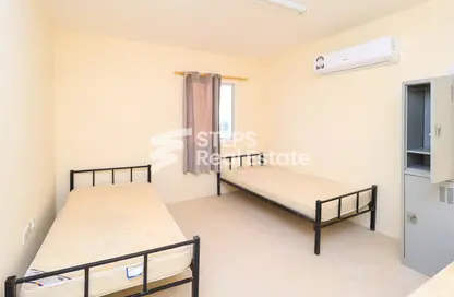 Labor Camp - Studio - 7+ Bathrooms for rent in Al Khor Community - Al Khor