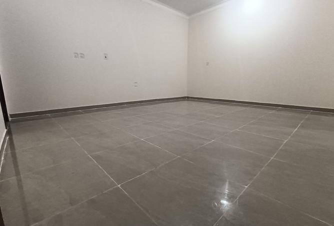 980183 - Property Image 3