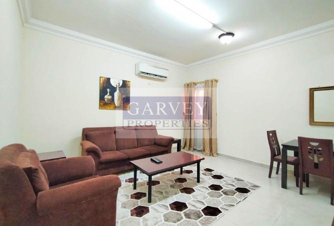 983349 - Property Image 2