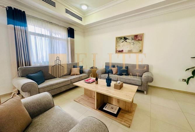 974751 - Property Image 2