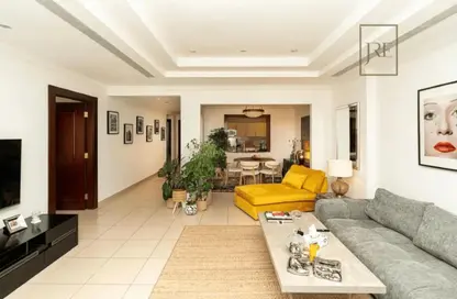 Apartment - 1 Bedroom - 2 Bathrooms for sale in West Porto Drive - Porto Arabia - The Pearl Island - Doha