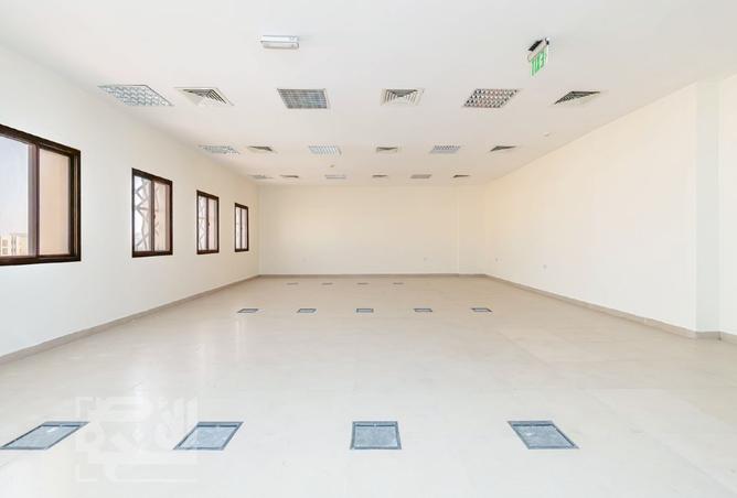 1002236 - Property Image 2