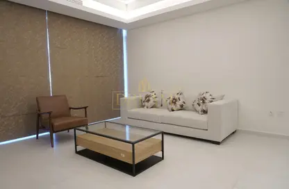 Apartment - 1 Bedroom - 2 Bathrooms for rent in Gewan Island - The Pearl Island - Doha