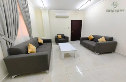 Apartment - 2 Bedrooms - 2 Bathrooms for rent in Al Mansoura - Al Mansoura - Doha