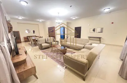 Compound - 4 Bedrooms - 5 Bathrooms for rent in Bu Hamour Street - Abu Hamour - Doha