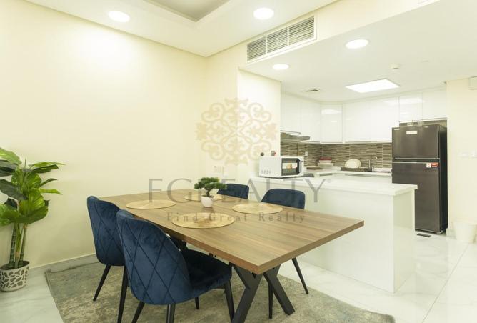 902359 - Property Image 3