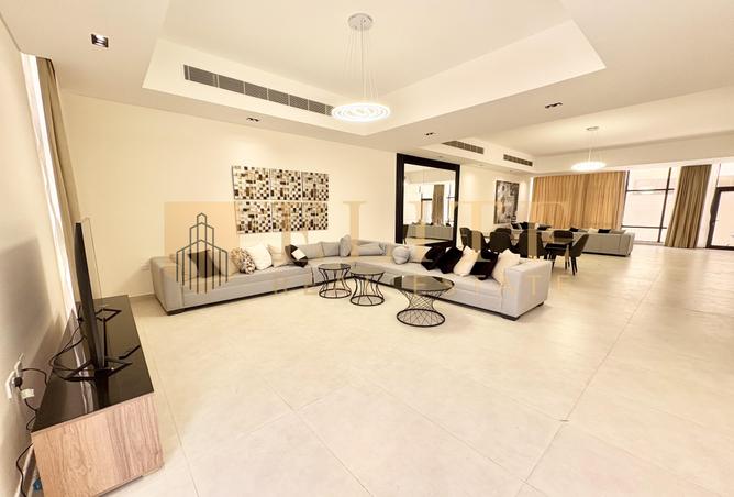 939471 - Property Image 2