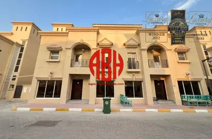 مجمع سكني - 4 غرف نوم - 4 حمامات للايجار في فلل عين خالد - عين خالد - الدوحة