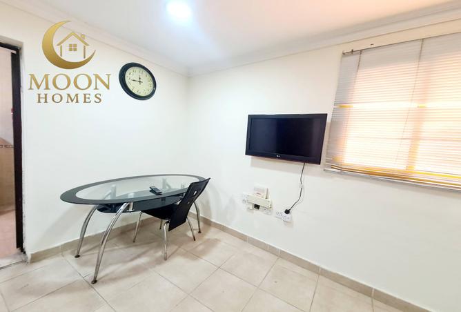 987210 - Property Image 3