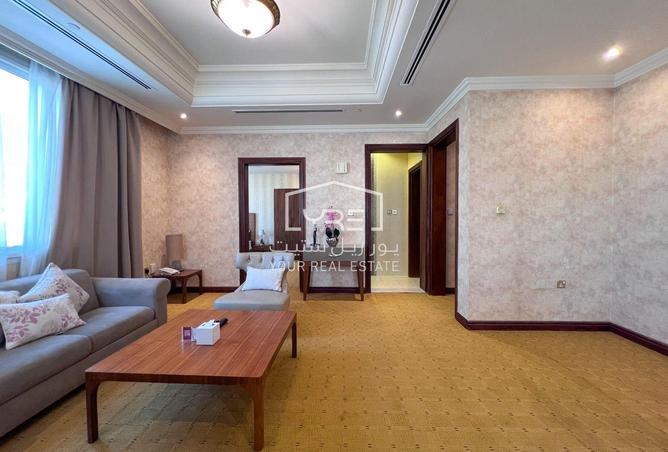 931129 - Property Image 2