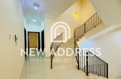 Villa - 5 Bedrooms - 6 Bathrooms for rent in Old Airport Road - Doha