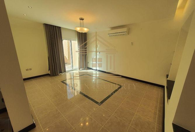 1001287 - Property Image 3