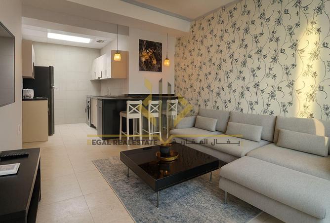 989618 - Property Image 3