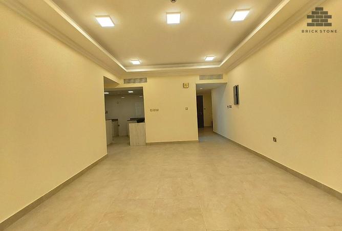 956959 - Property Image 2