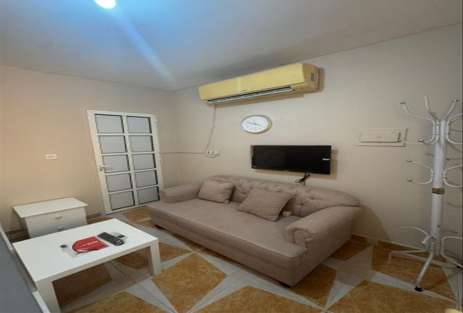 937566 - Property Image 2
