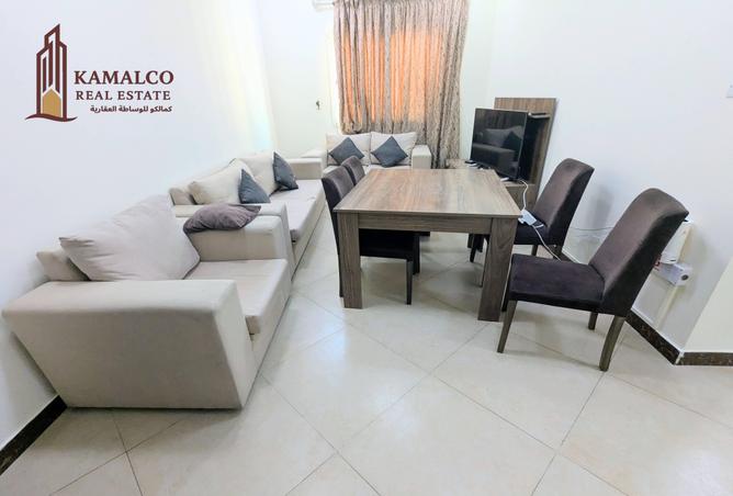932869 - Property Image 2