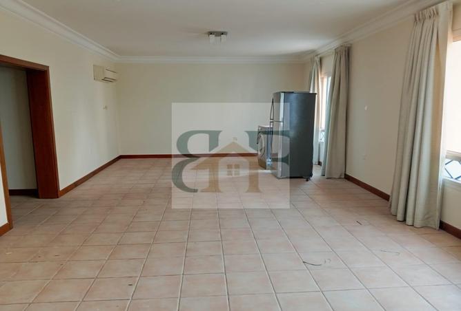 1004823 - Property Image 3