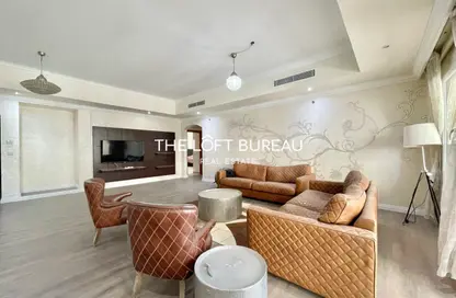 Apartment - 3 Bedrooms - 4 Bathrooms for rent in West Porto Drive - Porto Arabia - The Pearl Island - Doha