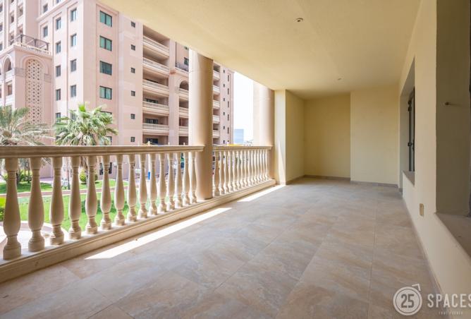 975321 - Property Image 3