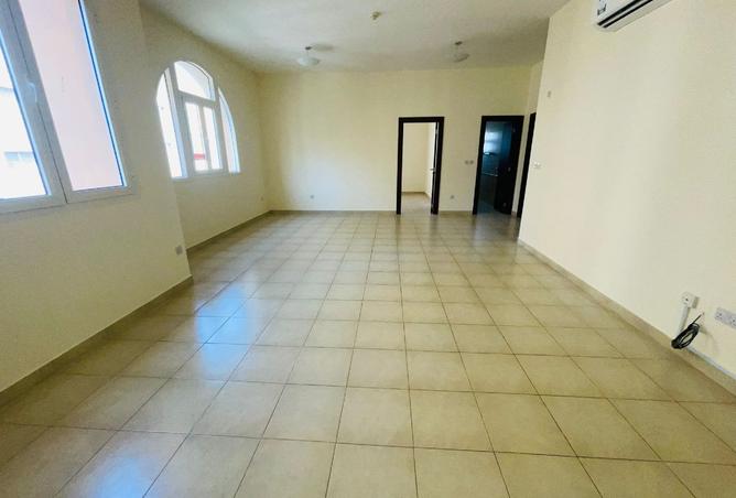 964355 - Property Image 2