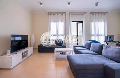 Apartment - 2 Bedrooms - 3 Bathrooms for sale in Mercato - Qanat Quartier - The Pearl Island - Doha