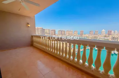 Apartment - 3 Bedrooms - 5 Bathrooms for sale in Tower 5 - Porto Arabia - The Pearl Island - Doha