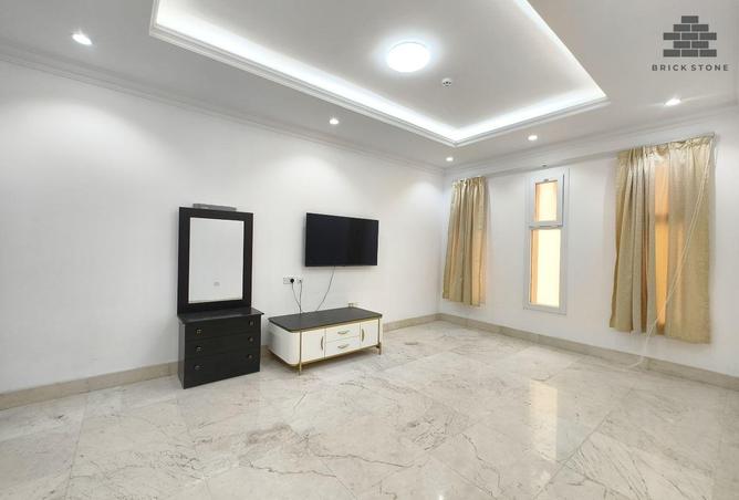 981279 - Property Image 3