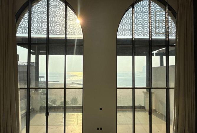 969377 - Property Image 2