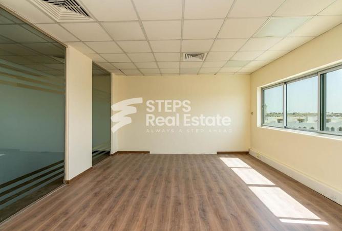 967953 - Property Image 3