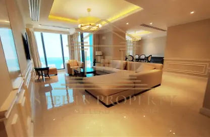 Apartment - 2 Bedrooms - 2 Bathrooms for rent in West Bay Tower - West Bay - West Bay - Doha