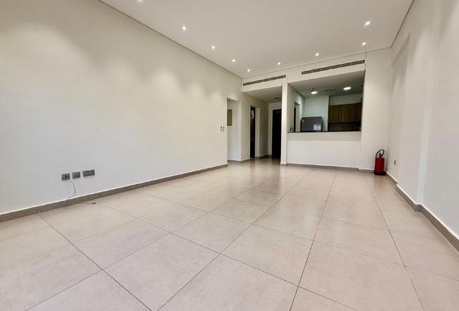 941199 - Property Image 3