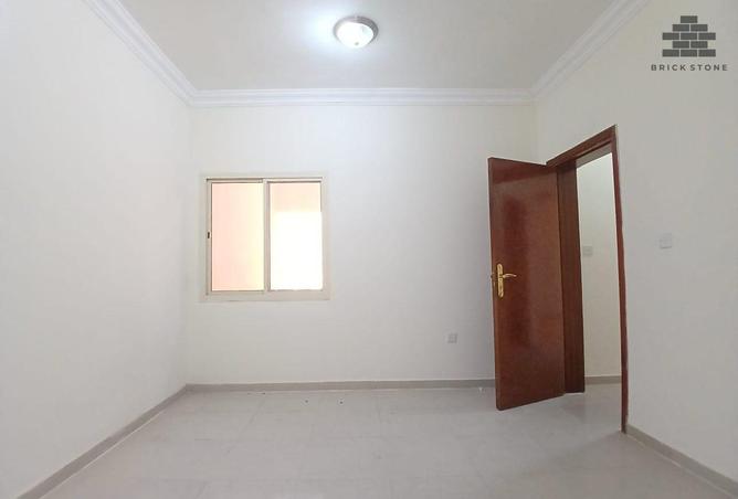 939868 - Property Image 2