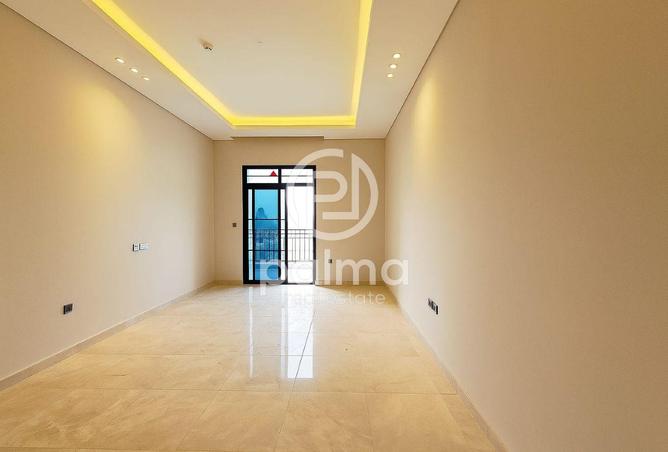 991097 - Property Image 2