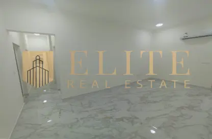 Apartment - 2 Bedrooms - 3 Bathrooms for rent in MEBS Business Center - Al Azizia Street - Al Aziziyah - Doha