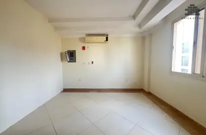 Apartment - 2 Bedrooms - 2 Bathrooms for rent in Al Sadd Road - Al Sadd - Doha Apartment - 2 Bedrooms - 2 Bathrooms for rent in Al Sadd Road - Al Sadd - Doha
