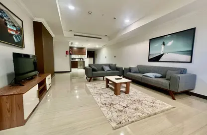 Apartment - 1 Bedroom - 2 Bathrooms for rent in East Porto Drive - Porto Arabia - The Pearl Island - Doha