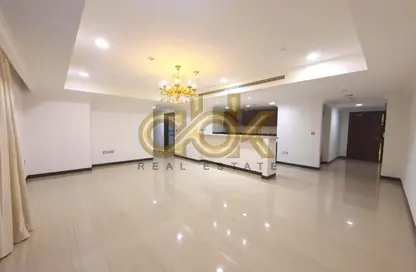 Apartment - 2 Bedrooms - 3 Bathrooms for sale in East Porto Drive - Porto Arabia - The Pearl Island - Doha Apartment - 2 Bedrooms - 3 Bathrooms for sale in East Porto Drive - Porto Arabia - The Pearl Island - Doha