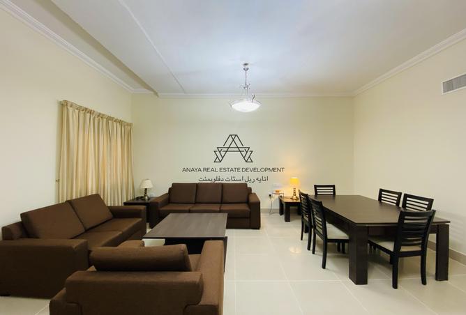 950465 - Property Image 2