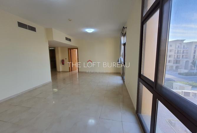 901333 - Property Image 3