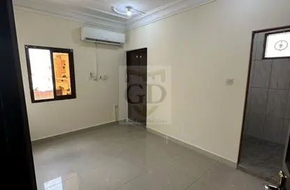 Apartment - Studio - 1 Bathroom for rent in Old Airport Road - Doha