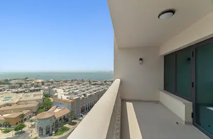 Apartment - 1 Bedroom - 2 Bathrooms for rent in Tower 23 - Porto Arabia - The Pearl Island - Doha