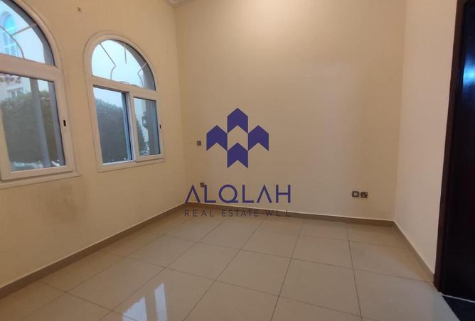 992607 - Property Image 3