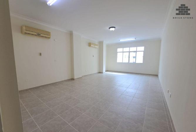 964621 - Property Image 2
