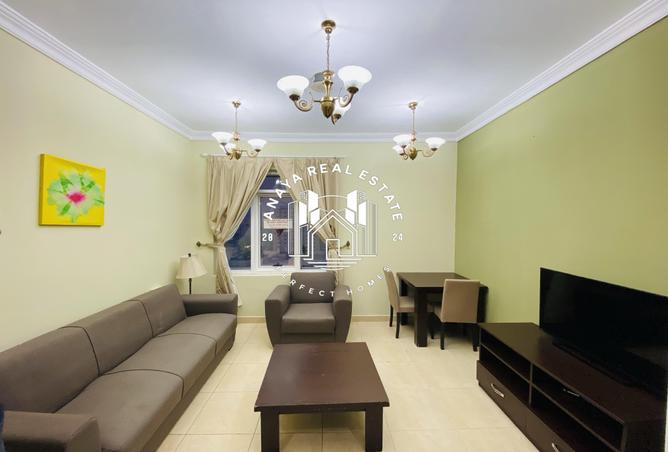 976378 - Property Main Image